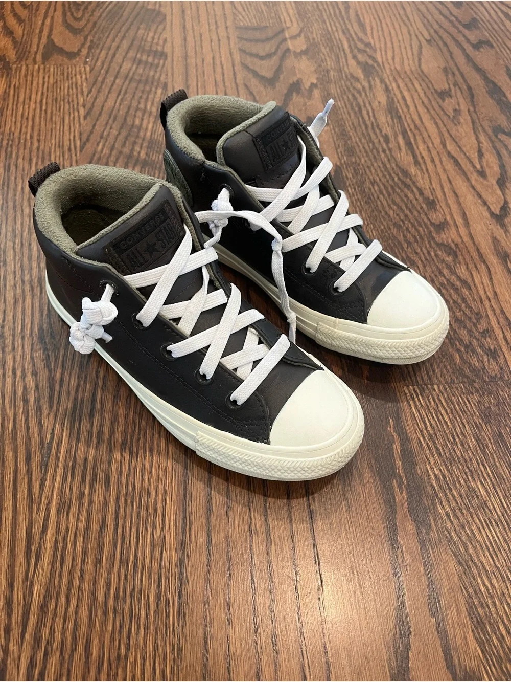 Converse Kids dark brown mid-Top Sneakers with White Accents